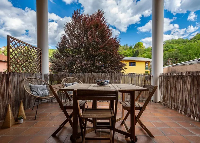Carso - Family Apartment With Parking